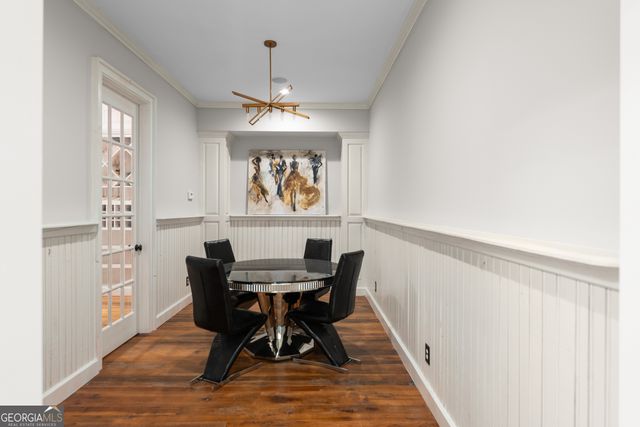 980 Fenimore Circle, Sandy Springs, GA 30350