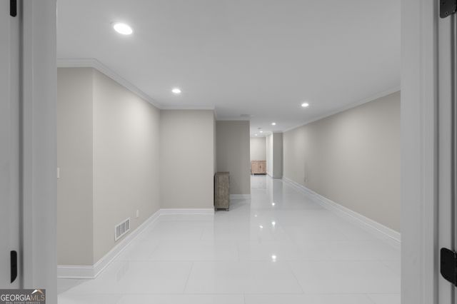 980 Fenimore Circle, Sandy Springs, GA 30350