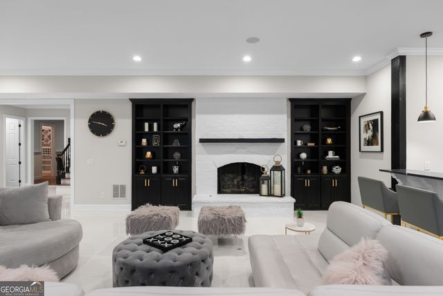 980 Fenimore Circle, Sandy Springs, GA 30350