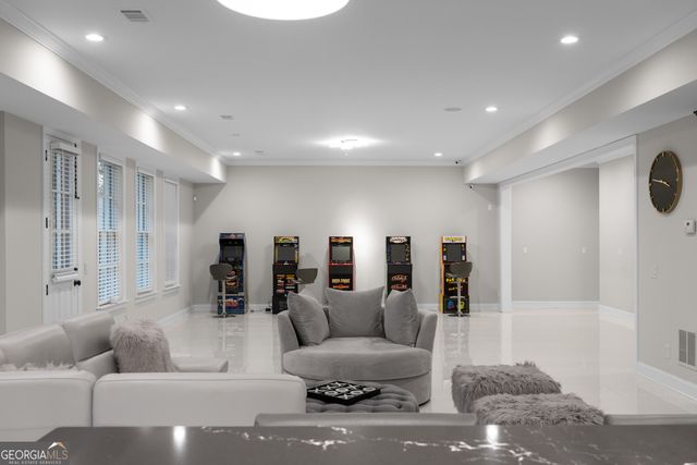 980 Fenimore Circle, Sandy Springs, GA 30350