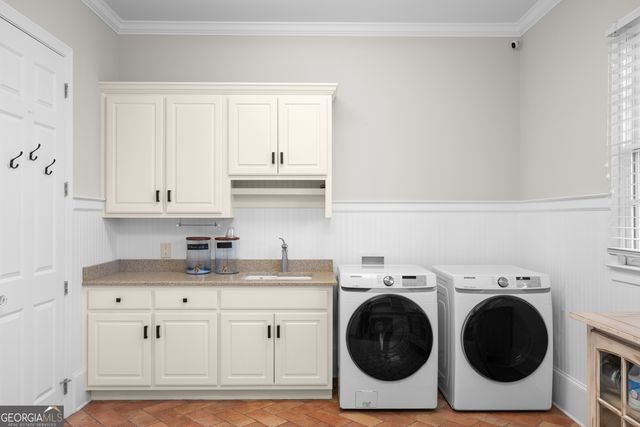 980 Fenimore Circle, Sandy Springs, GA 30350