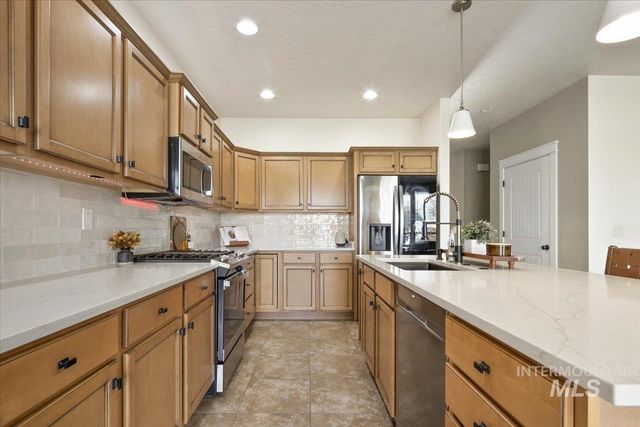 10258 W Brownstone Dr, Boise, ID 83709