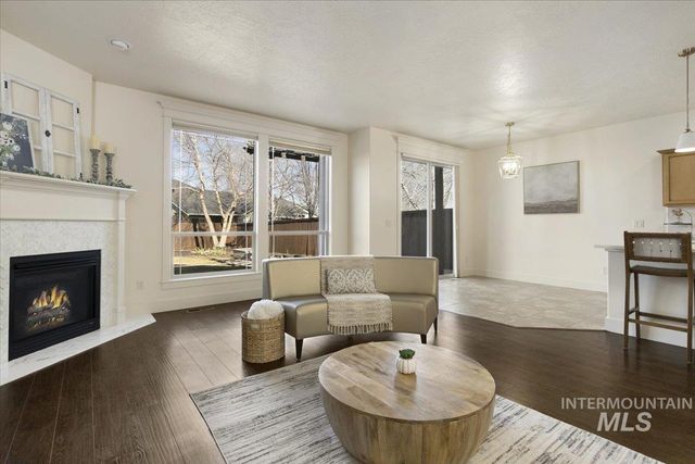 10258 W Brownstone Dr, Boise, ID 83709