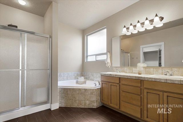 10258 W Brownstone Dr, Boise, ID 83709