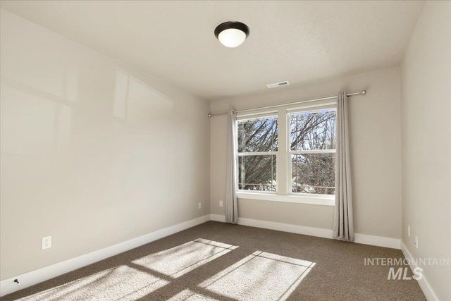 10258 W Brownstone Dr, Boise, ID 83709