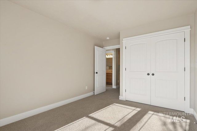 10258 W Brownstone Dr, Boise, ID 83709