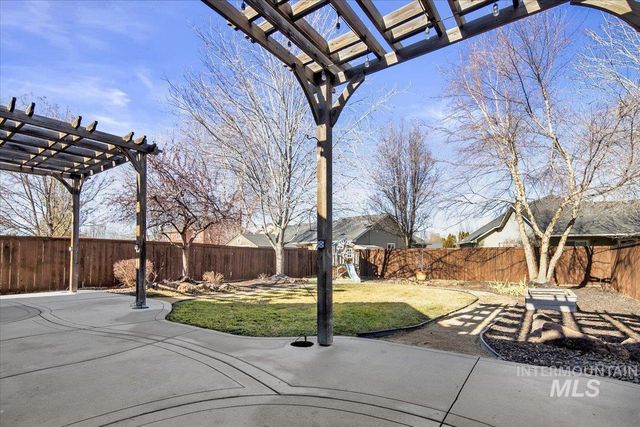 10258 W Brownstone Dr, Boise, ID 83709