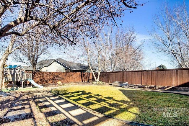 10258 W Brownstone Dr, Boise, ID 83709