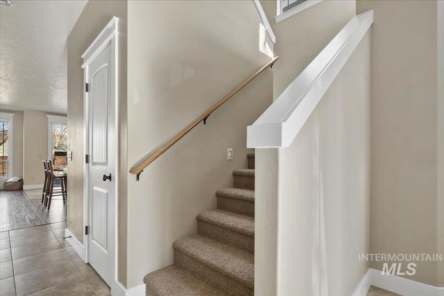 10258 W Brownstone Dr, Boise, ID 83709