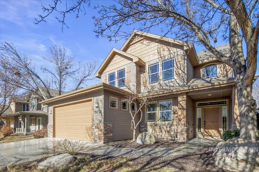 10258 W Brownstone Dr, Boise, ID 83709
