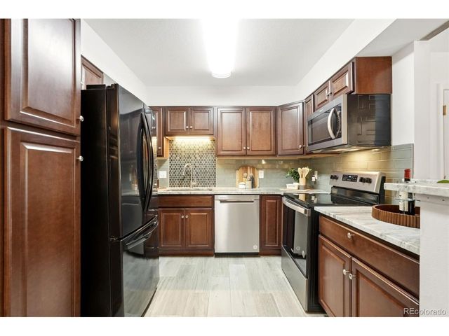 3295 S Ammons St 108, Lakewood, CO 80227