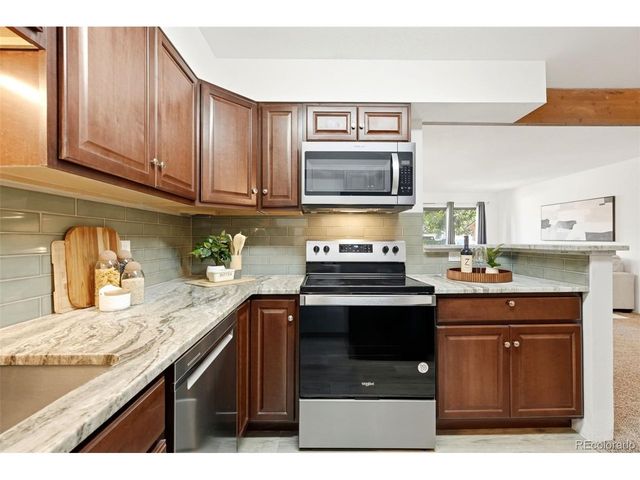 3295 S Ammons St 108, Lakewood, CO 80227