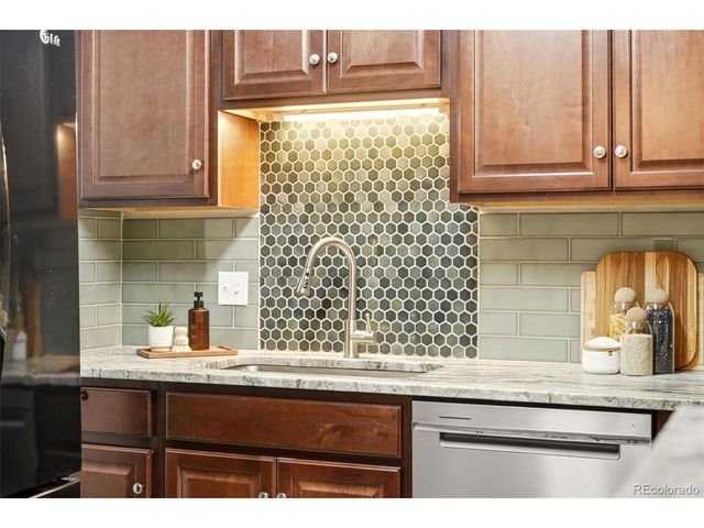 3295 S Ammons St 108, Lakewood, CO 80227