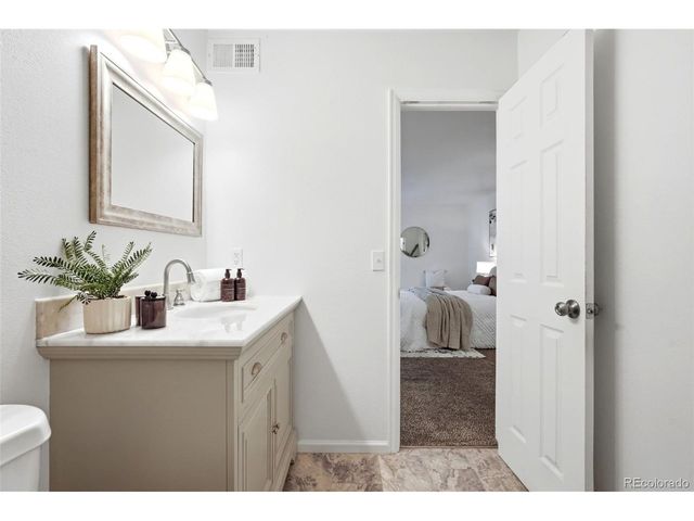 3295 S Ammons St 108, Lakewood, CO 80227