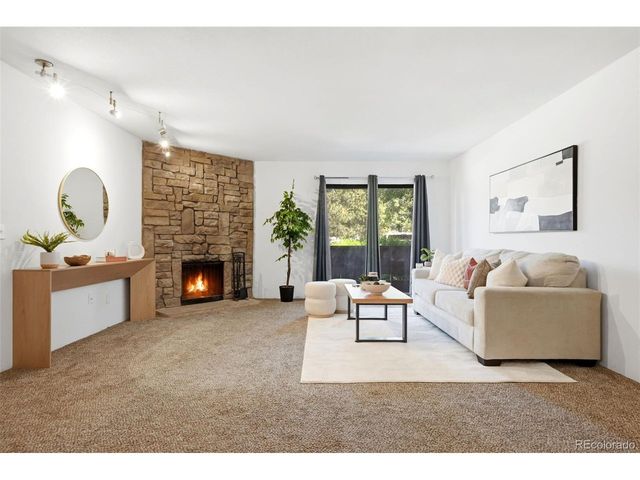 3295 S Ammons St 108, Lakewood, CO 80227