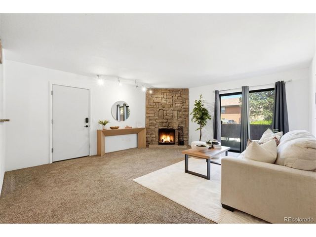 3295 S Ammons St 108, Lakewood, CO 80227