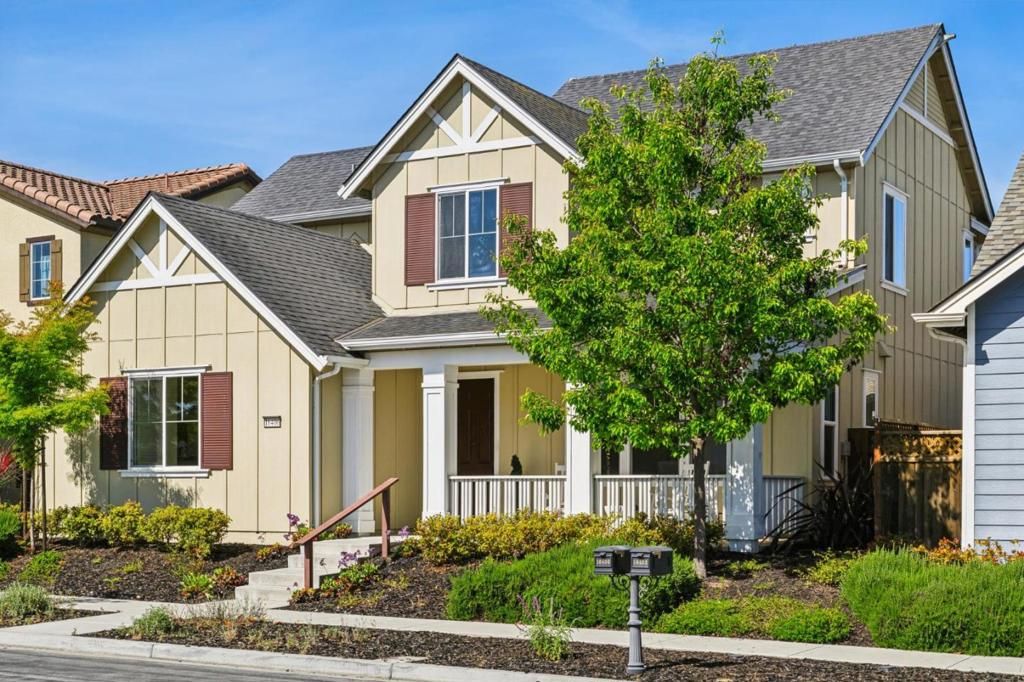 16406 E Garrison Drive, Marina, CA 93933