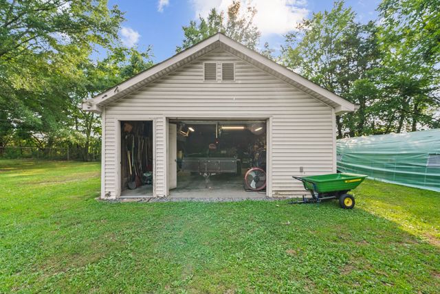 3290 Anes Station Rd, Lewisburg, TN 37091
