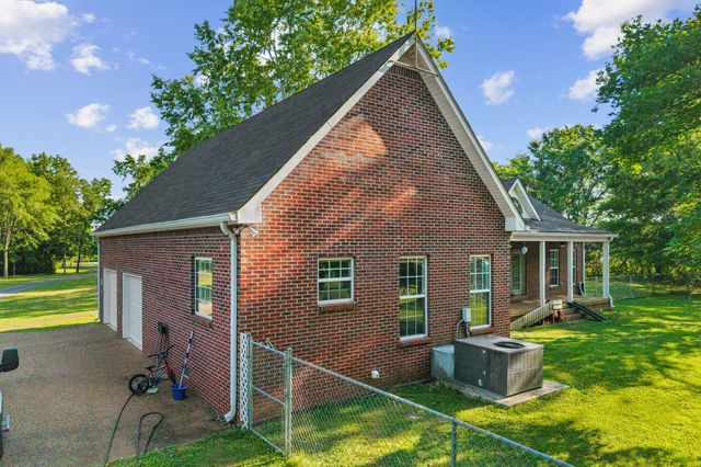 3290 Anes Station Rd, Lewisburg, TN 37091