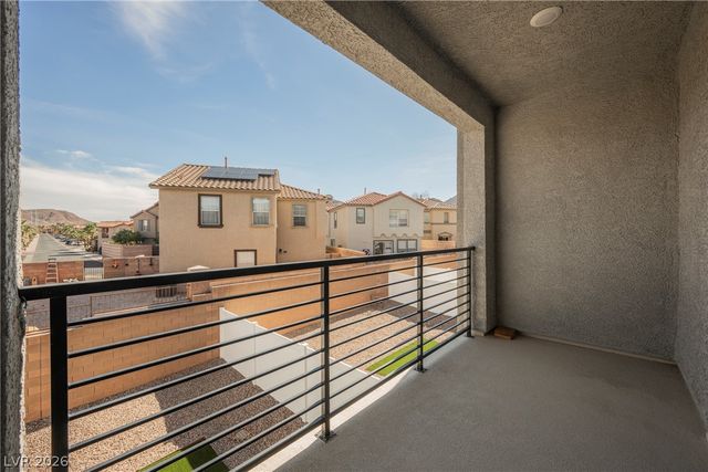 1048 Gabriela Ridge Lane, Henderson, NV 89002