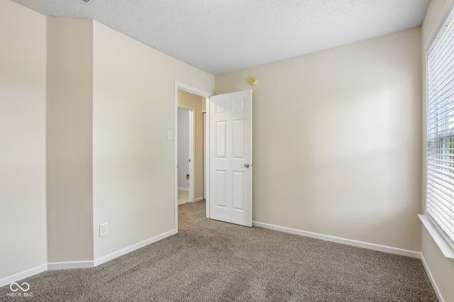 2002 Evergold Circle, Greenwood, IN 46143