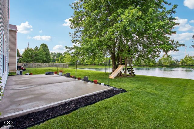 2002 Evergold Circle, Greenwood, IN 46143