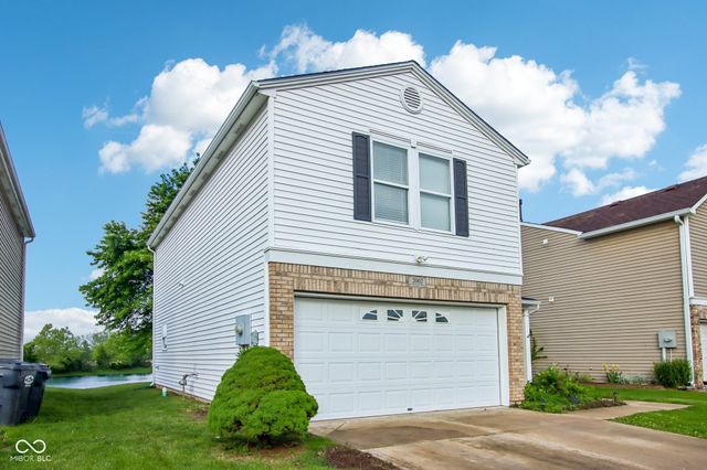 2002 Evergold Circle, Greenwood, IN 46143