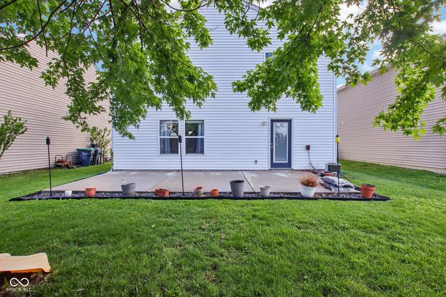 2002 Evergold Circle, Greenwood, IN 46143