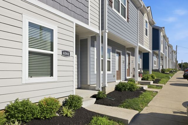 4066 Cody Dr, La Vergne, TN 37086