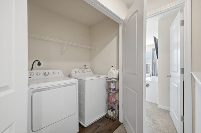4066 Cody Dr, La Vergne, TN 37086