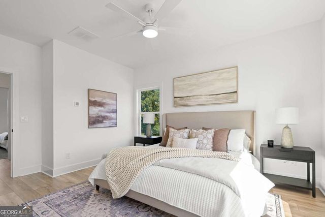 367 King's Landing, Hapeville, GA 30354