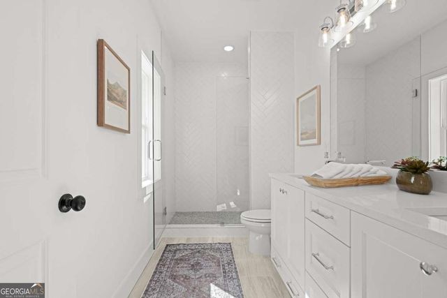 367 King's Landing, Hapeville, GA 30354