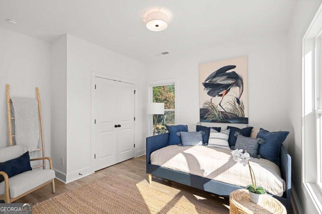 367 King's Landing, Hapeville, GA 30354