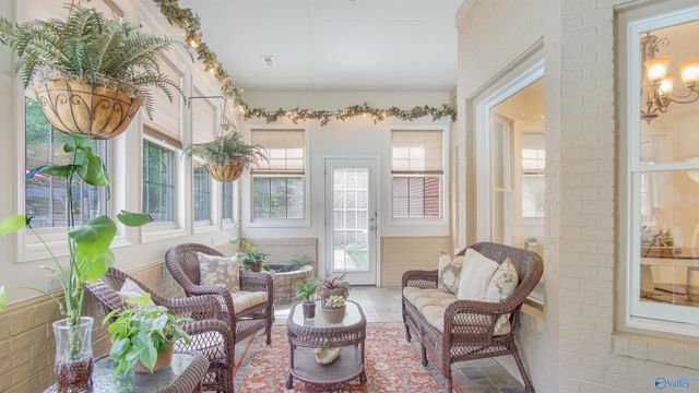 1204 Loggers Way SW, Decatur, AL 35603