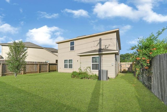 6406 Lost Pines Bend, Houston, TX 77049