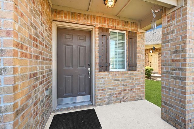 6406 Lost Pines Bend, Houston, TX 77049