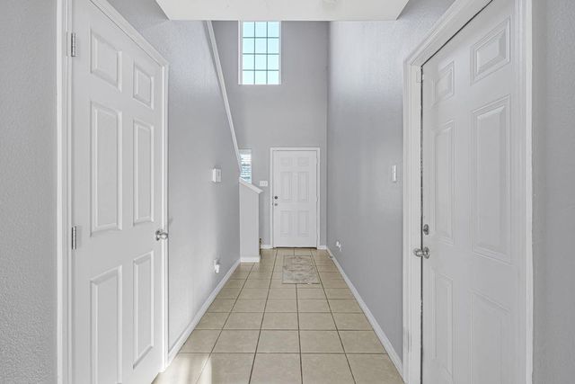 6406 Lost Pines Bend, Houston, TX 77049