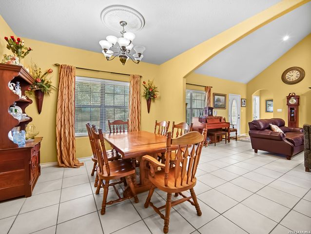 1748 Fm 3424, Canyon Lake, TX 78133