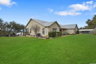 1748 Fm 3424, Canyon Lake, TX 78133