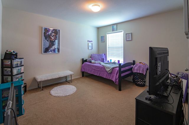 8516 Silverbell Lane, Fort Worth, TX 76140