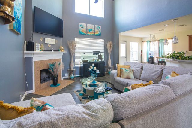 8516 Silverbell Lane, Fort Worth, TX 76140