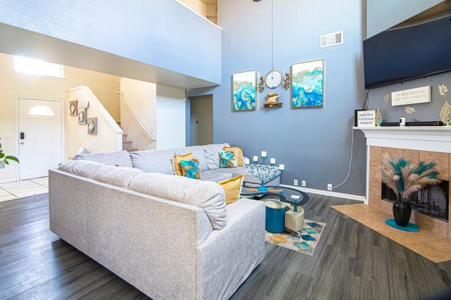 8516 Silverbell Lane, Fort Worth, TX 76140