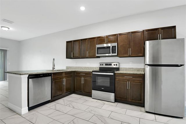 754 MINK CT A, Kissimmee, FL 34759