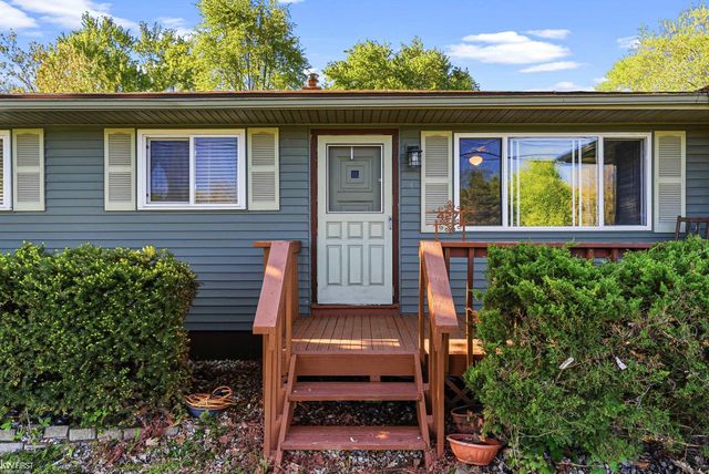 4271 W Highland Road, Milford, MI 48380