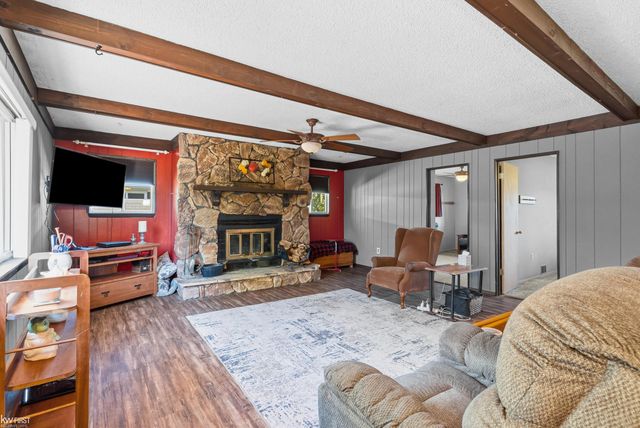 4271 W Highland Road, Milford, MI 48380
