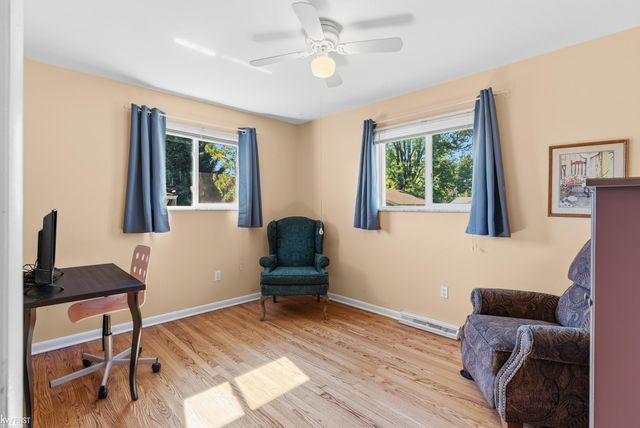 4271 W Highland Road, Milford, MI 48380