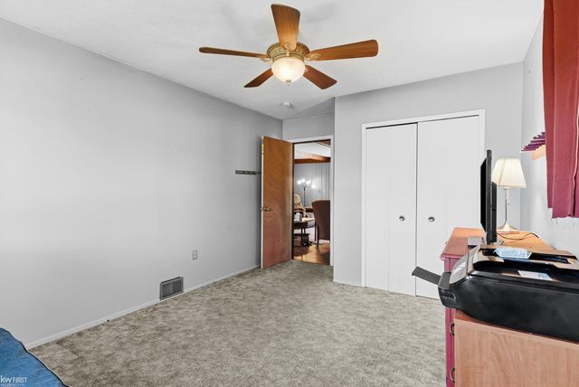 4271 W Highland Road, Milford, MI 48380