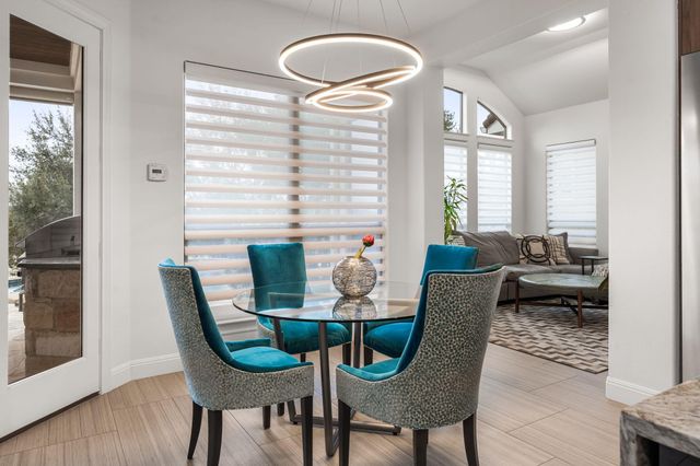 2024 University Club DR, Austin, TX 78732