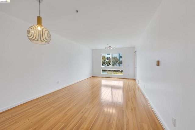 6400 Christie Ave 4225, Emeryville, CA 94608