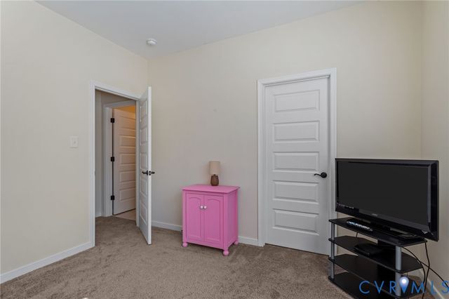7254 Emerald Point Vis, Moseley, VA 23120